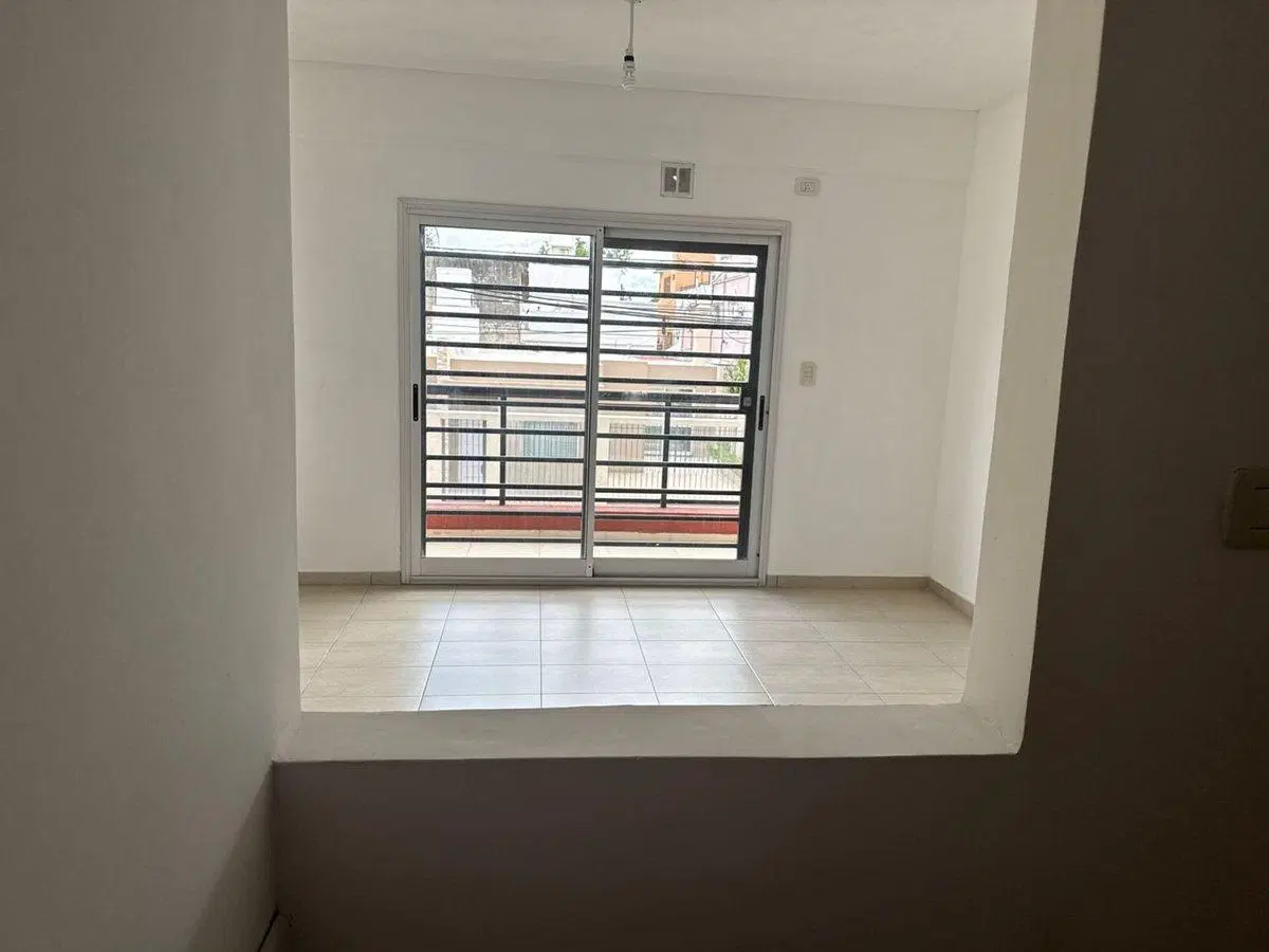 VENTA DEPARTAMENTO EN CASEROS NORTE 3