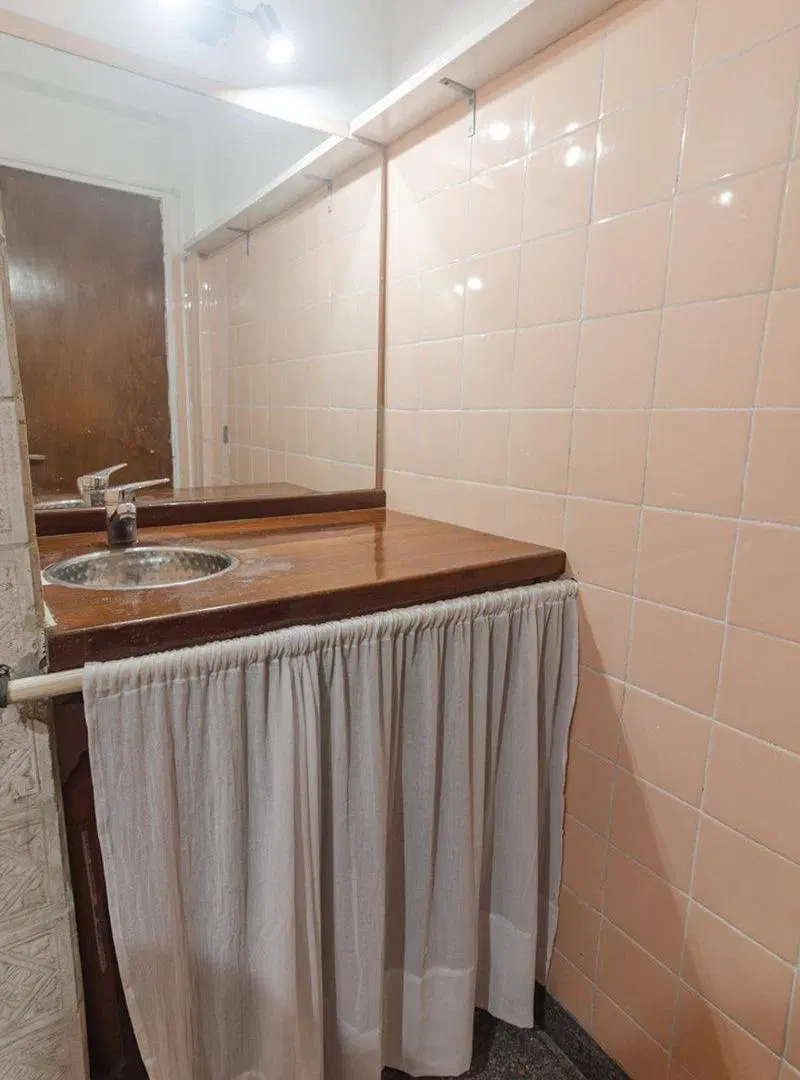 VENTA  DPTO SAN ISIDRO MONOAMB IMPECABLE EXC UBIC. 4