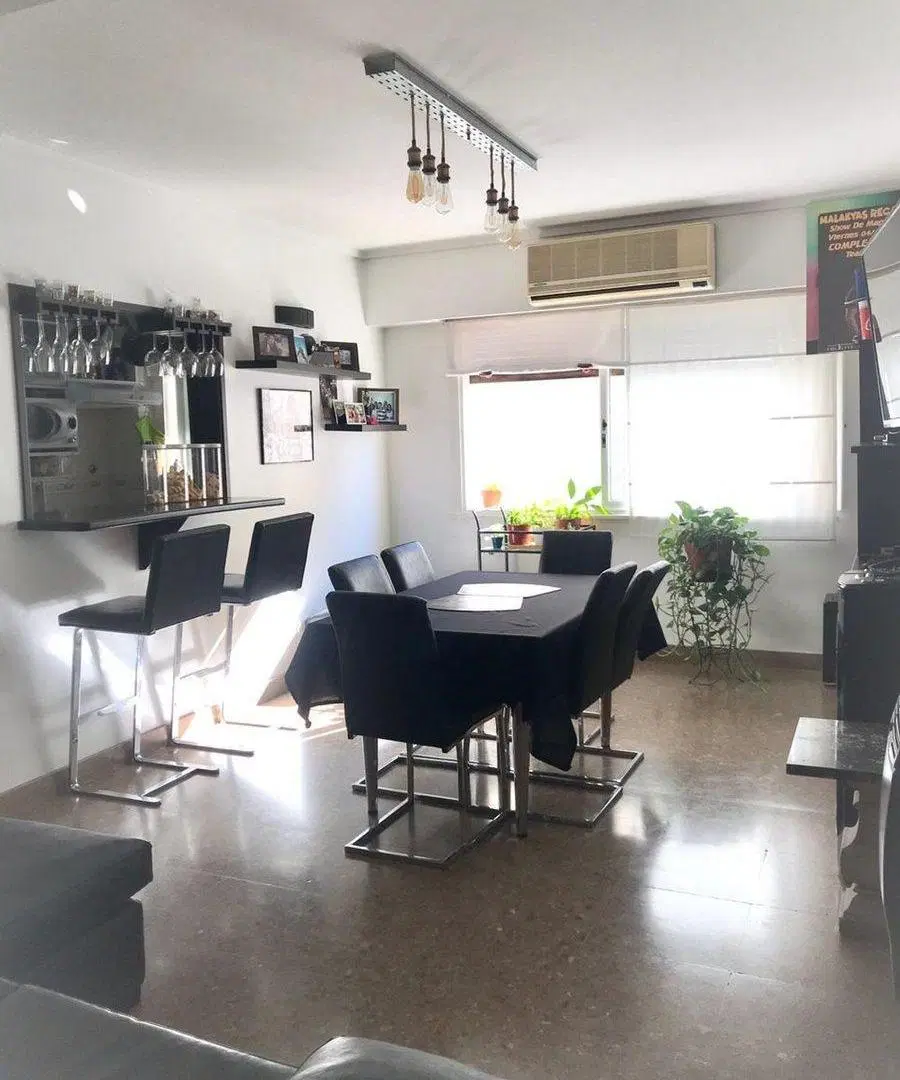 VENTA DE DEPARTAMENTO 4 AMBIENTES V URQUIZA 5