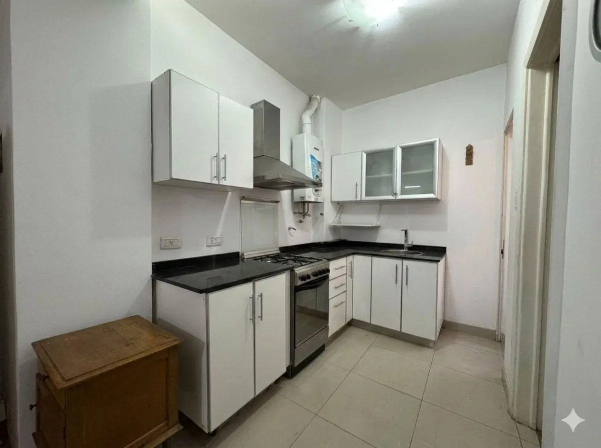 VENTA DEPTO 3 AMB COCHERA BAULERA 5