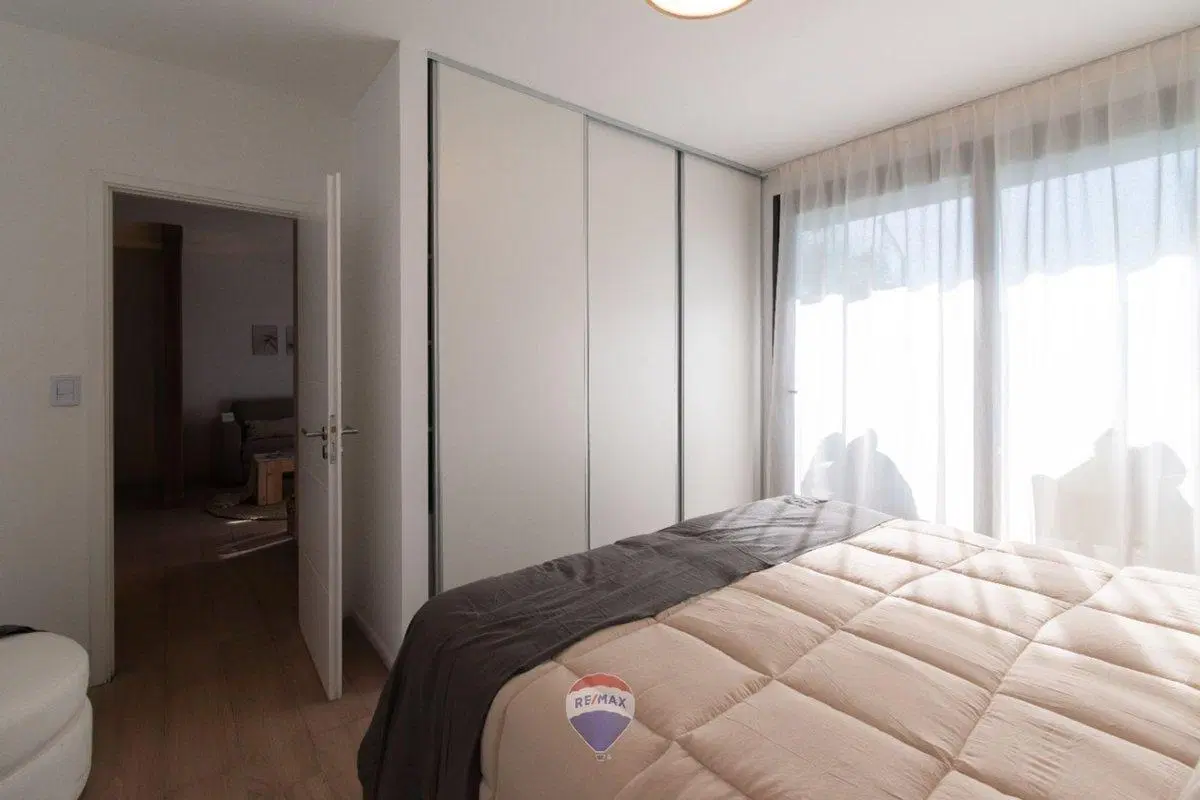 Vende Dos amb. Brickell Remeros balcón, pileta sum 5