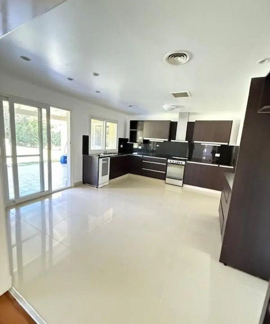 OPORTUNIDAD IMPECABLE CASA en Pilar Golf. 5