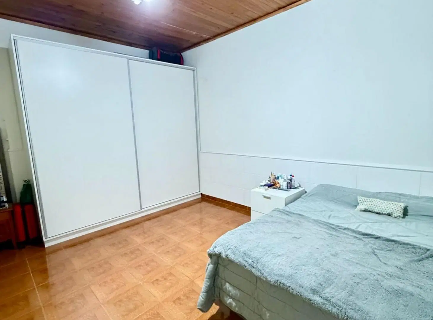 VENTA DE CASA EN CASEROS 4