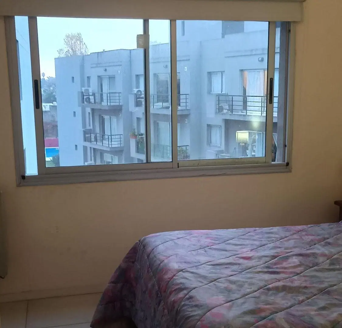 Alquiler dos ambientes con cochera Tigre amenities 4