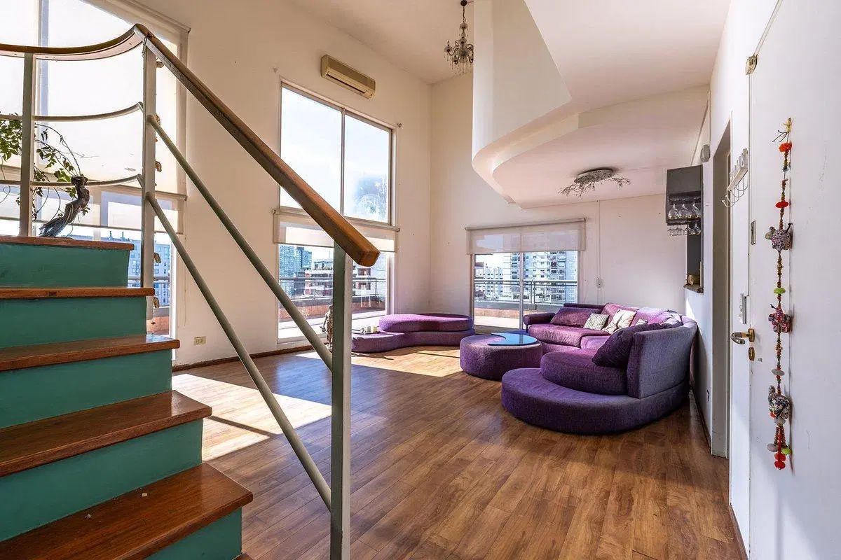 VENTA DUPLEX 3 AMBIENTES TERRAZA PISO ALTO COCHERA 5