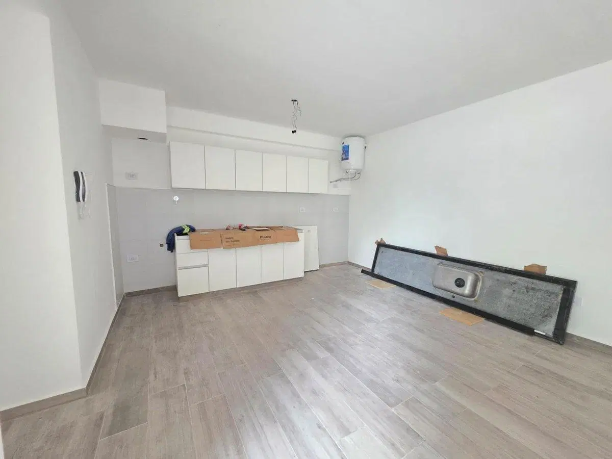 DEPARTAMENTO VENTA  2 AMBIENTES CON JARDIN HAEDO 2