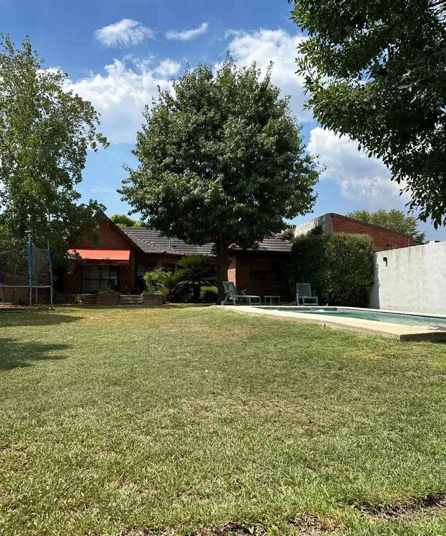 VENTA CASA QUINTA 5 AMBIENTES CON PILETA INCREIBLE 3