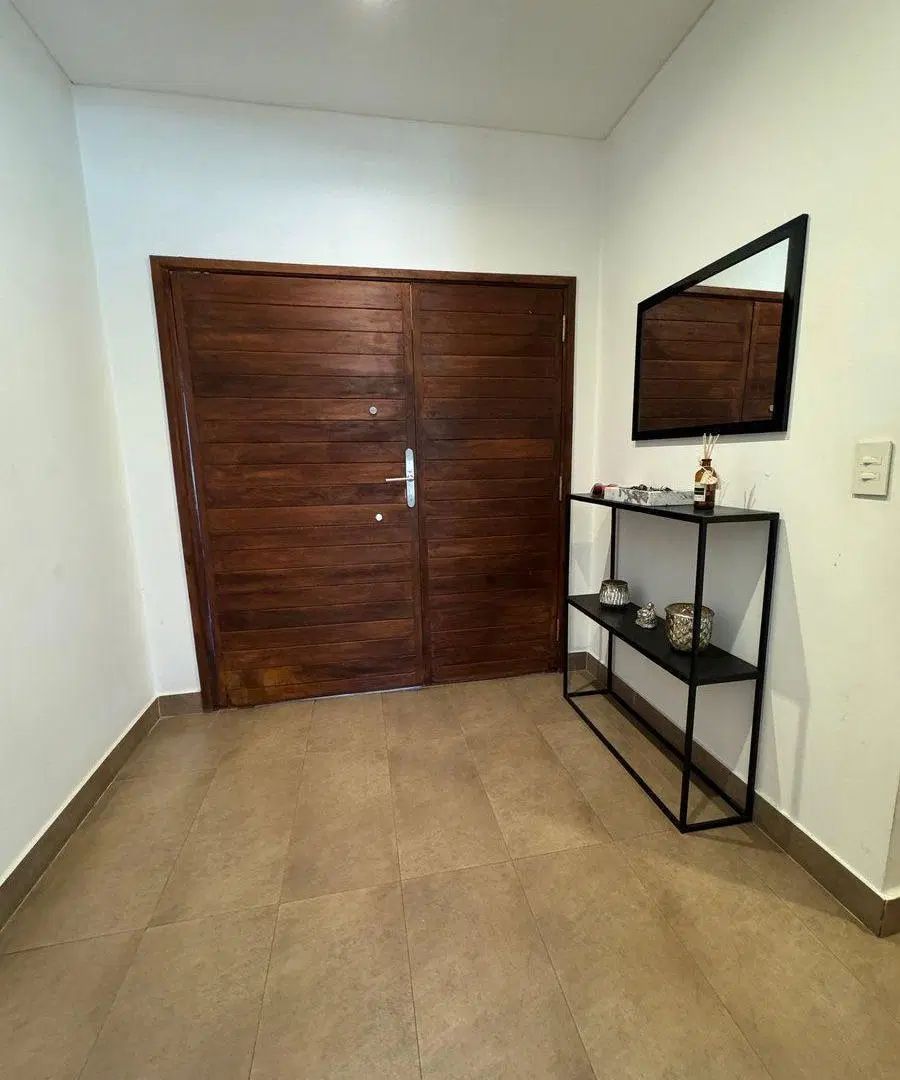 CASA EN VENTA 5 AMBIENTES EN ALTOS DEL SOL 2