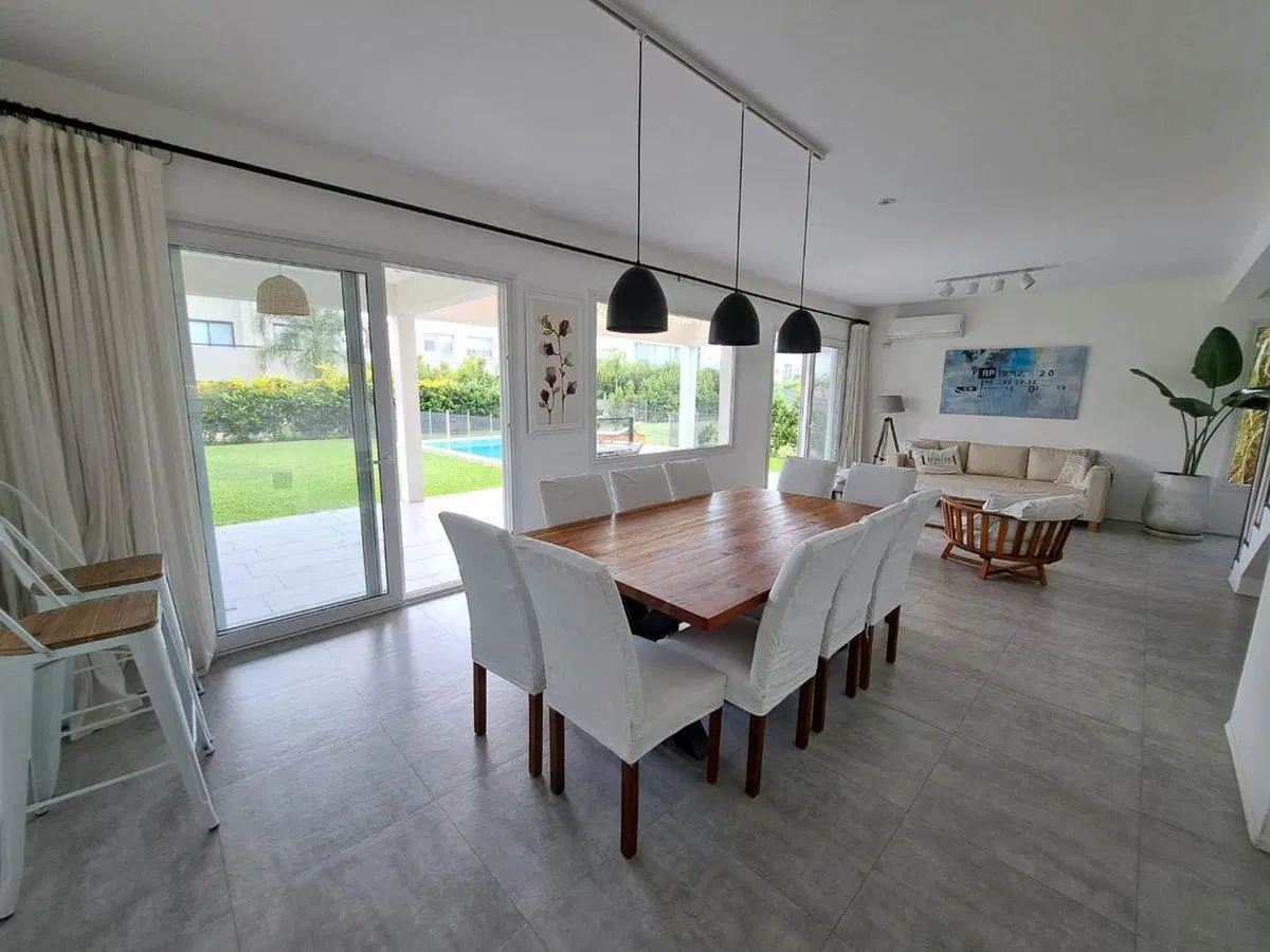 VENTA CASA 5 AMB TIPAS NORDELTA PILETA 3