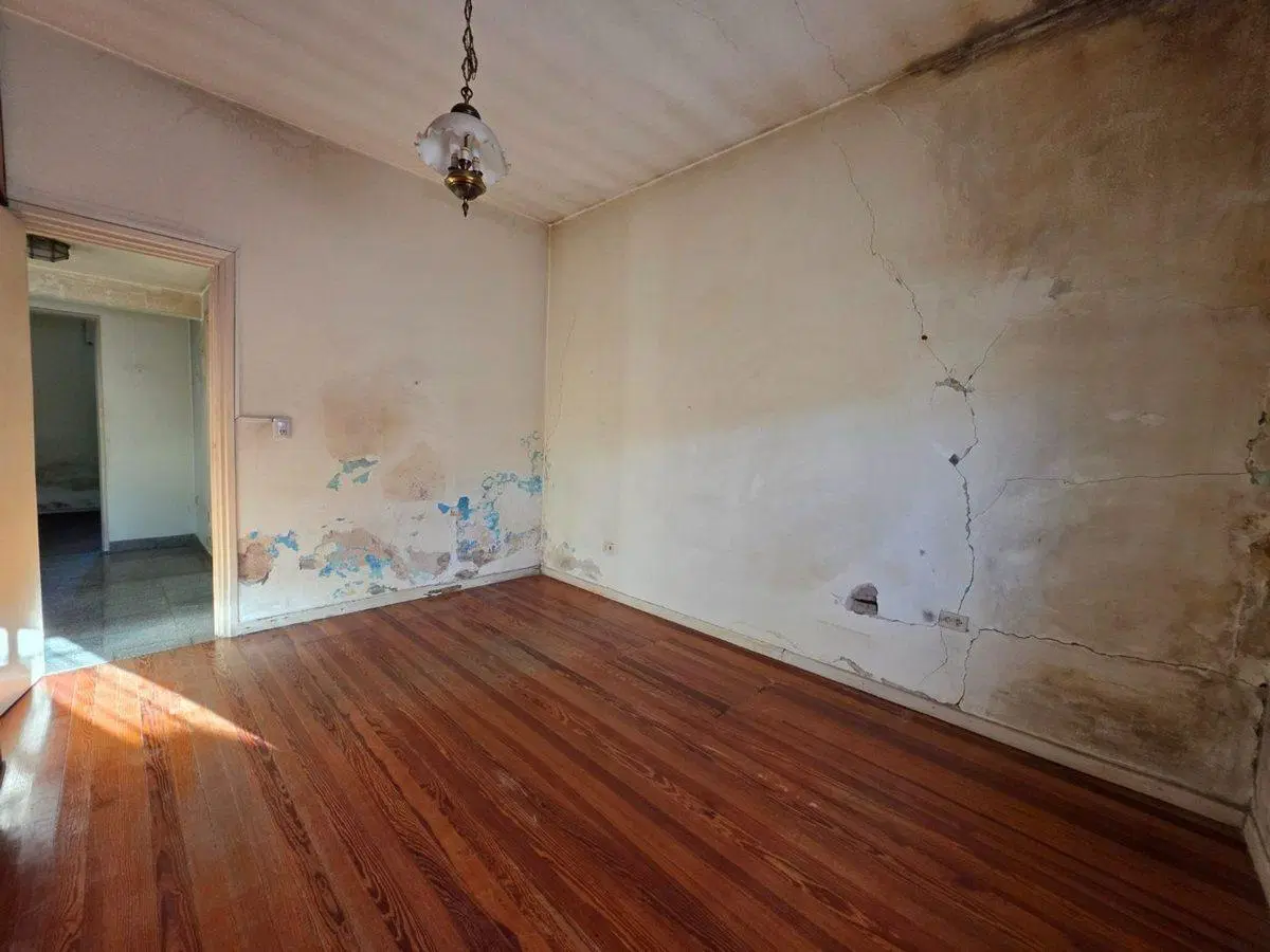 VENTA CASA A REFACCIONAR EN MUNRO 150 M2 3