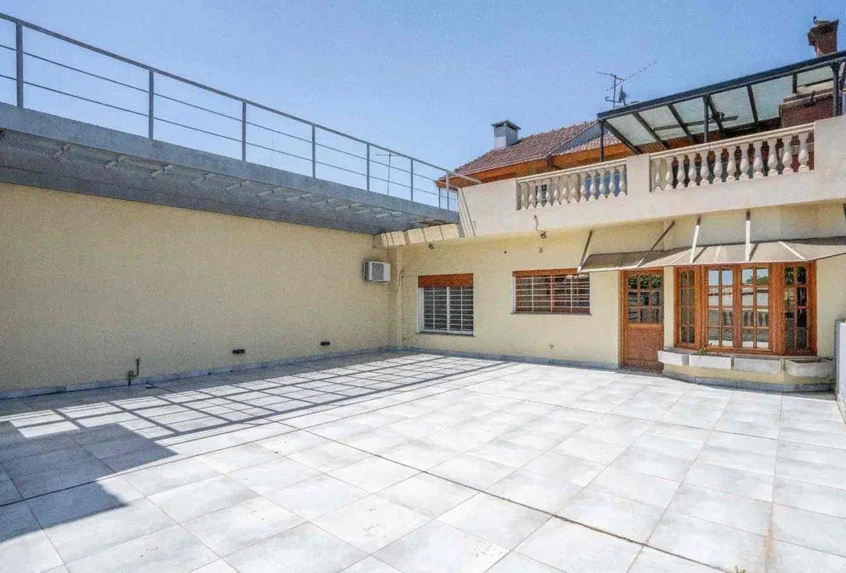VENTA CASA 6 AMB MAS LOCALES EN GRAND BOURG 4