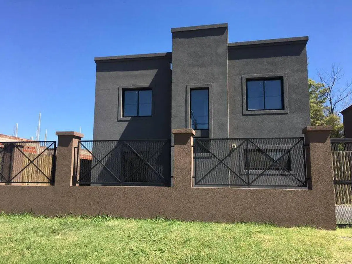 A estrenar DUPLEX 3 Amb. 88 m² con Jardín – Pilar 2