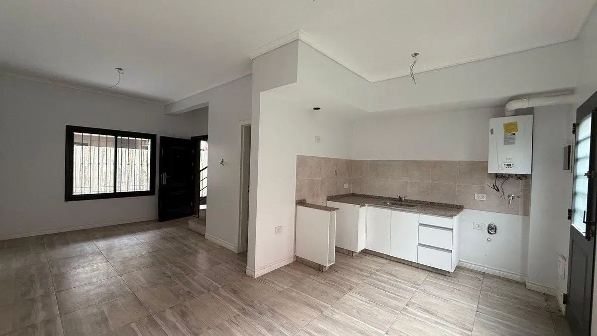 A ESTRENAR Dúplex 2 Amb. a Estrenar con Jardín. 3