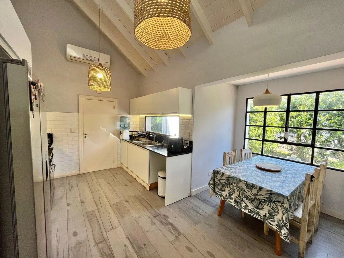 Casa Venta 3 dormitorios lote central en El Carmel 5