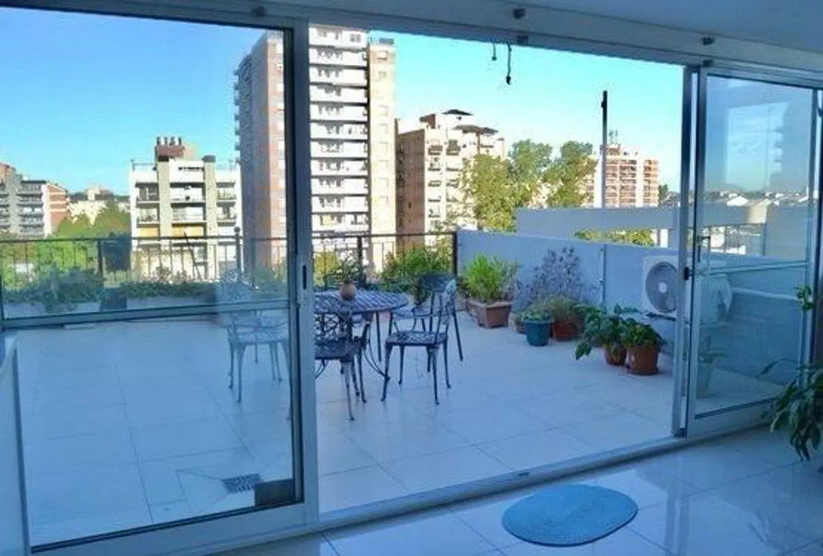 Venta Depto 4amb,terraza y cochera, Tigre Centro 4