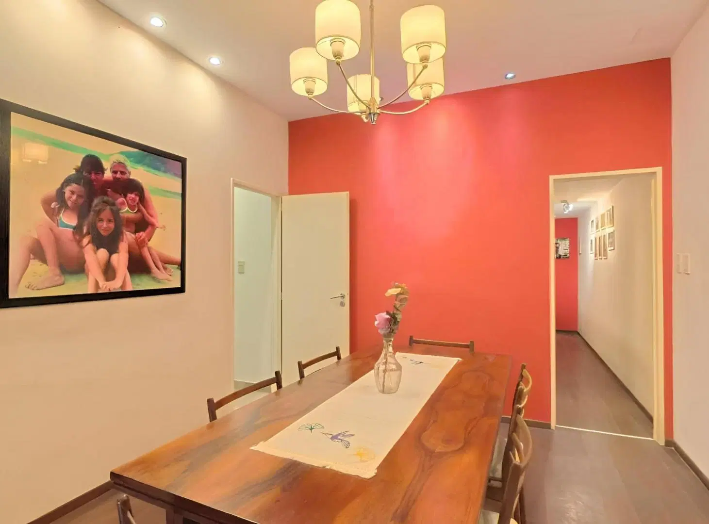 VENTA DE CASA EN VILLA DEL PARQUE COCH 4 DORMIT 3