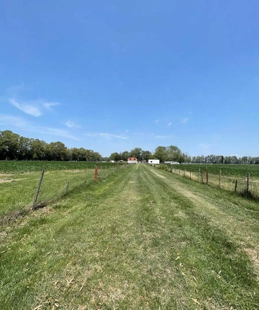 24 Ha sobre Ruta 41  Complejo Comercial renta 5