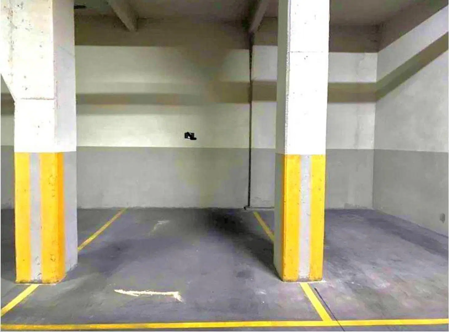 Venta Cochera Cubierta, Edif. Categoría, Recoleta 4