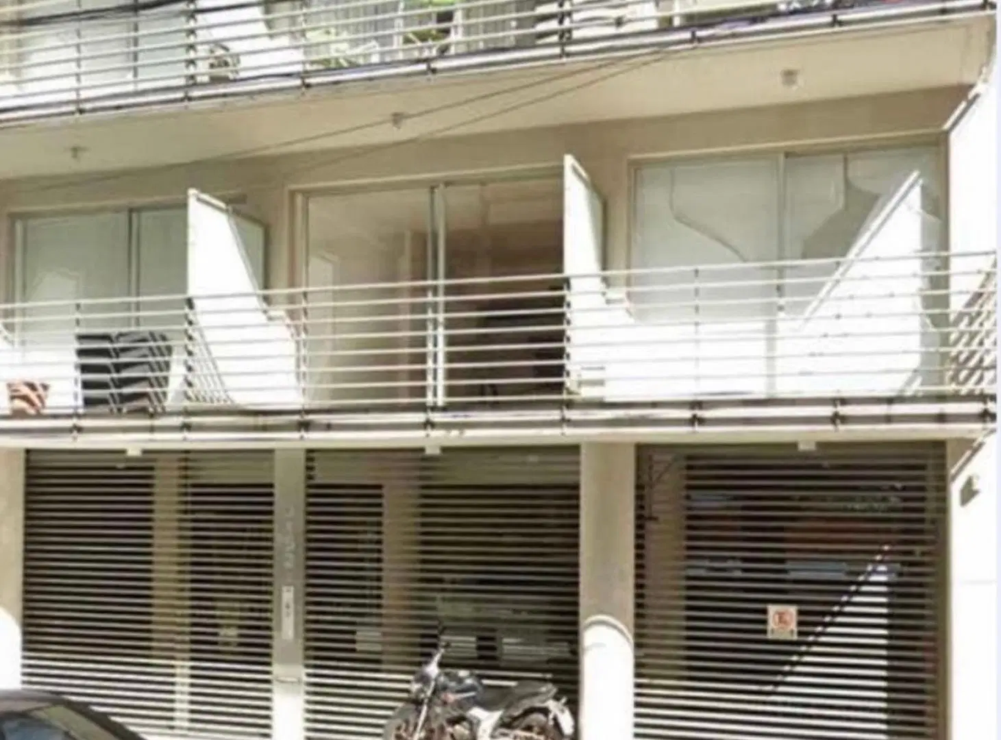 Venta Cochera Cubierta, Edif. Categoría, Recoleta 3