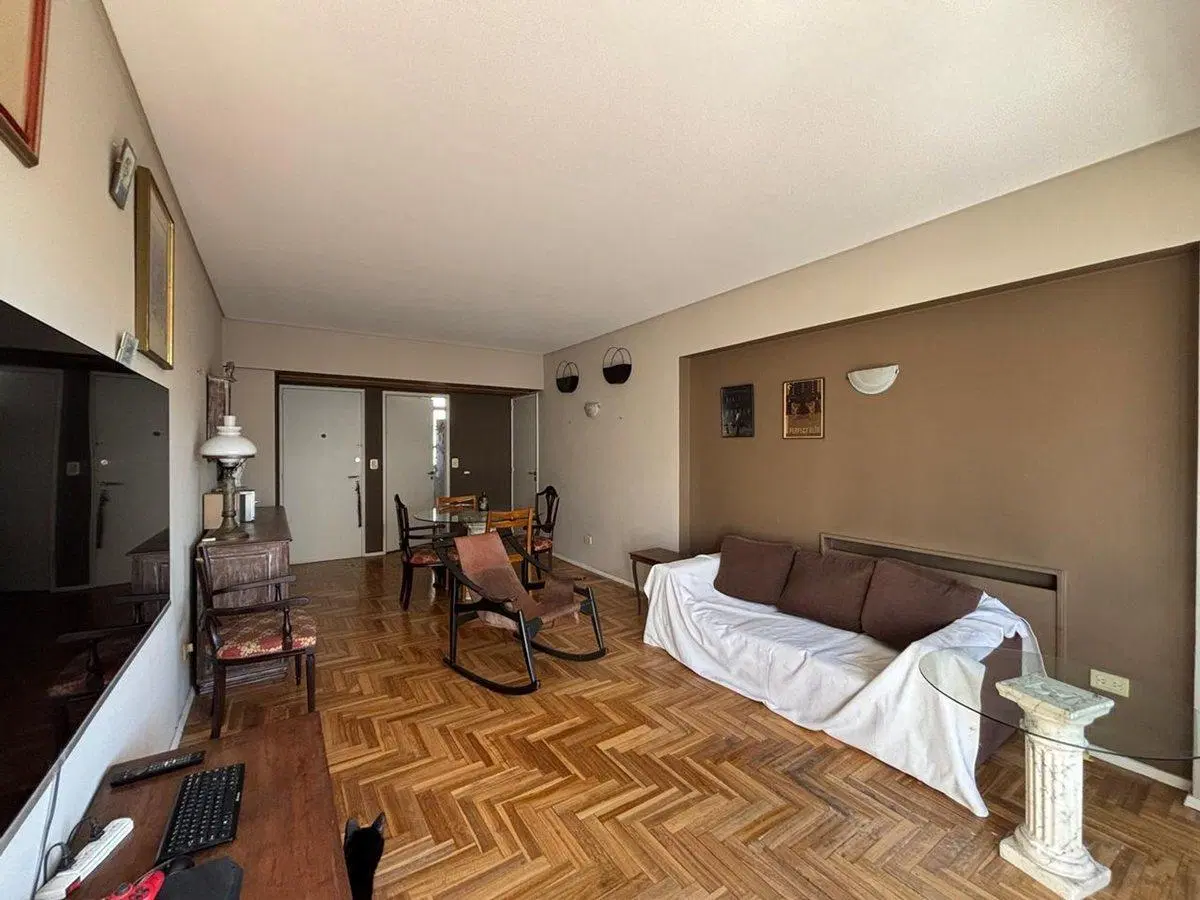 Venta en Martinez Departamento 3 ambientes 5