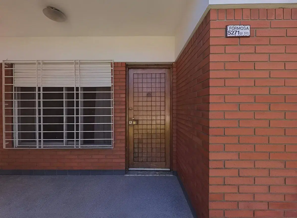 Casa APTO CREDITO  3Amb.coch y jardin V Ballester 3