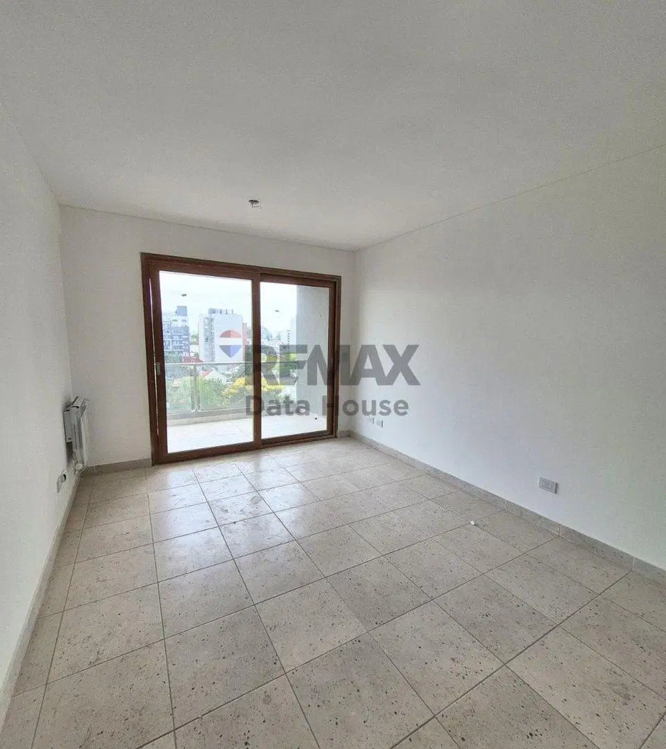Venta Dpto. 3 Amb. Cfrte. Villa Pueyrredón 3