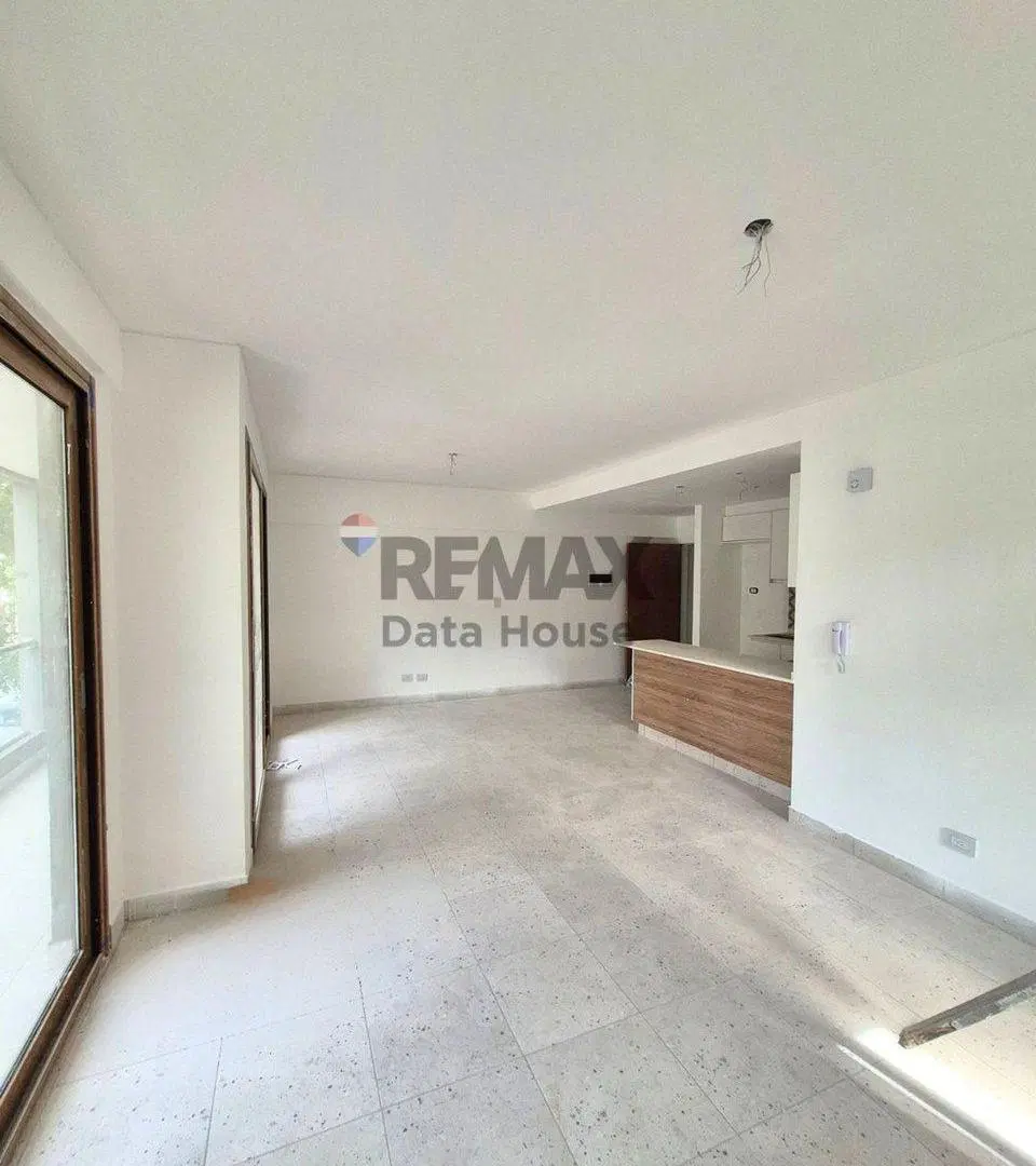 Venta Dpto 3 Amb. al frente Villa Pueyrredón 3