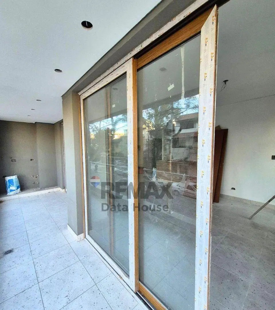 Venta Dpto 3 Amb. al frente Villa Pueyrredón 5