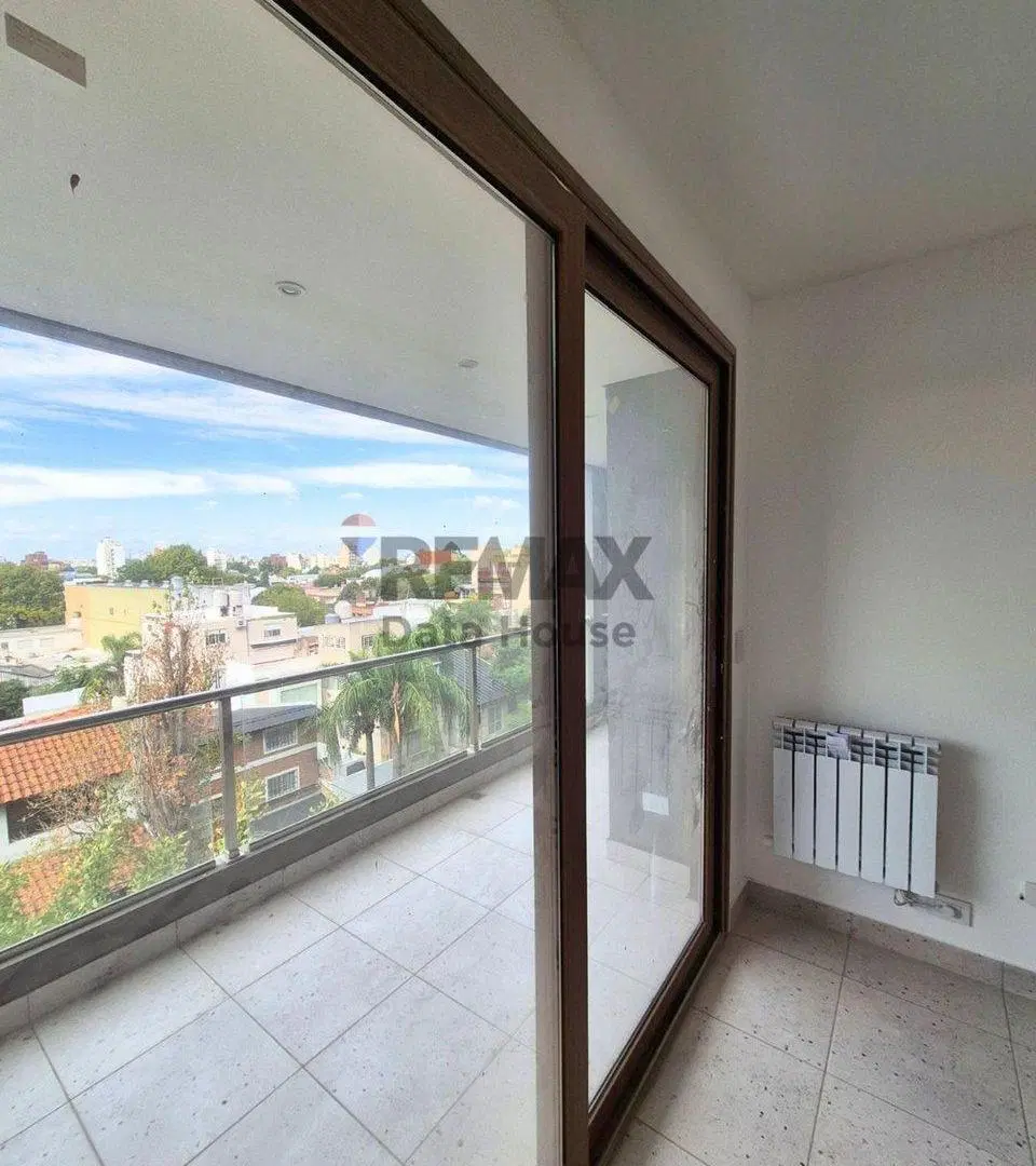 Venta Dpto 2 Amb. al frente Villa Pueyrredón 3