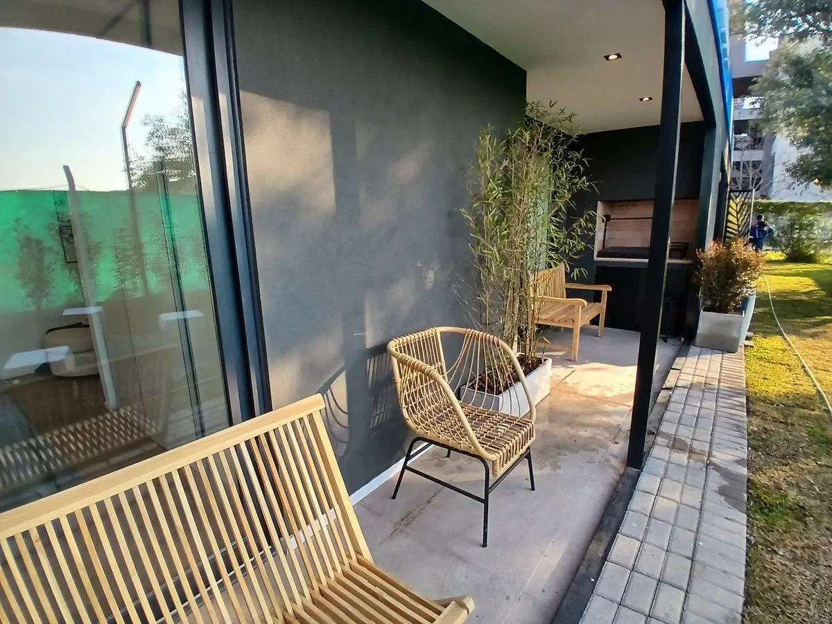 Vende Dos amb. Brickell Remeros balcón, pileta sum 4