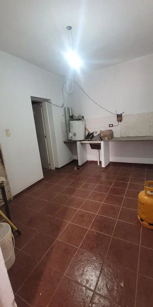 venta fabrica galpon terreno  en lujan 3