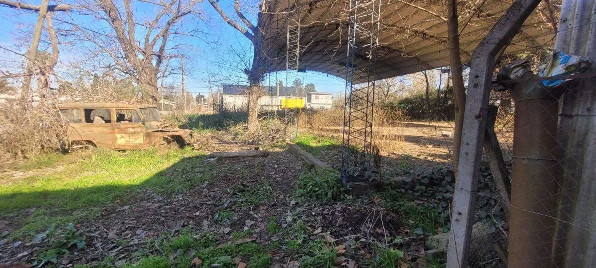se alquila terreno con tinglado en lujan 4