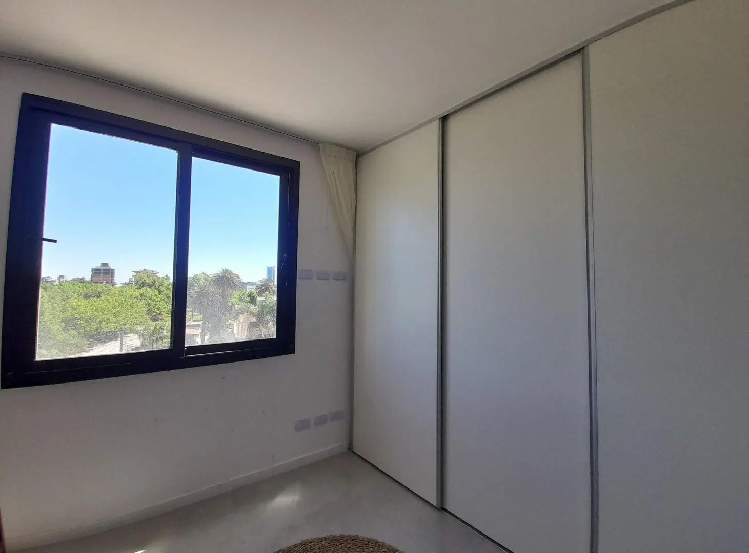 Vende tres amb en Brickell Boulevar Tigre Piso 17 4