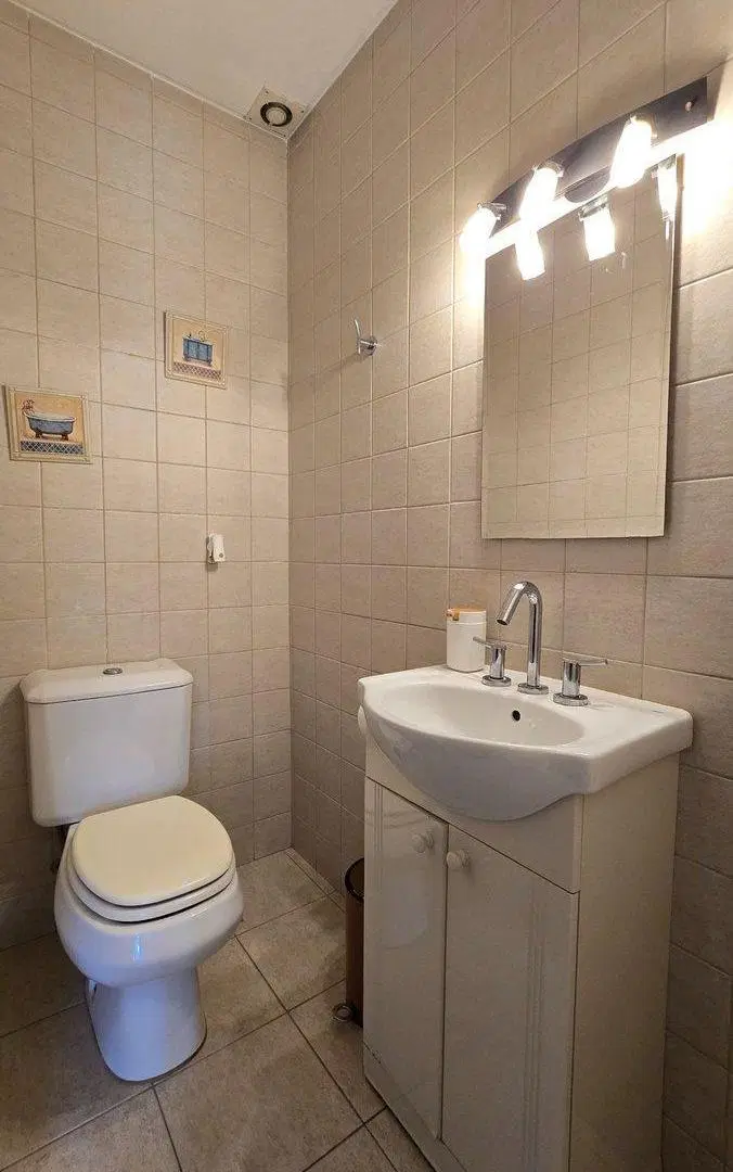 Venta Casa 4 ambientes con cochera, Ramos Mejia 5