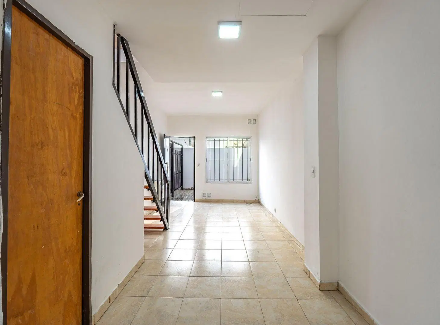 Venta Duplex de 3 ambientes en Muñiz Apto Crédito 4