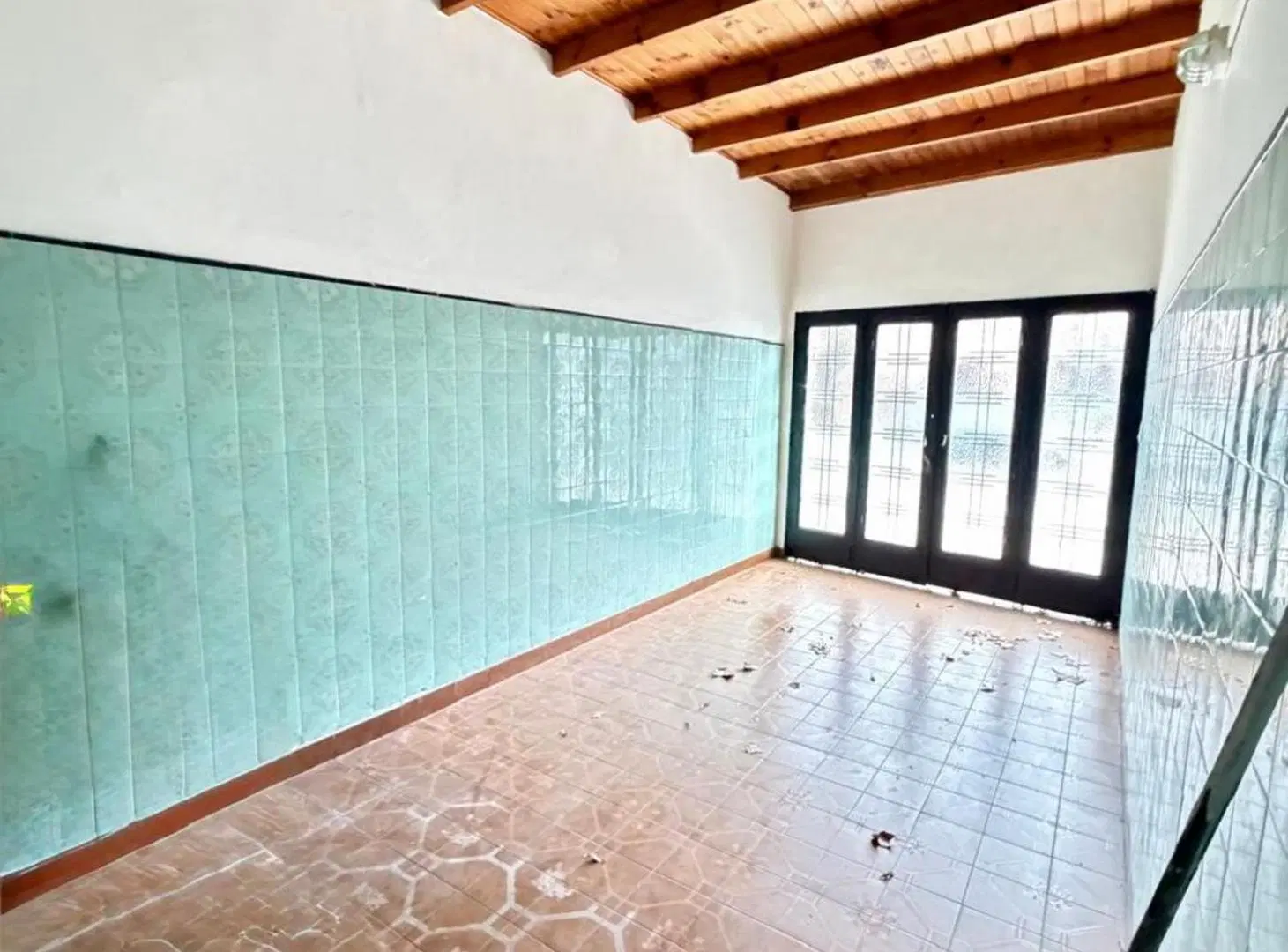 VENTA DE CASA EN VILLA DEVOTO A ACTUALIZAR 8