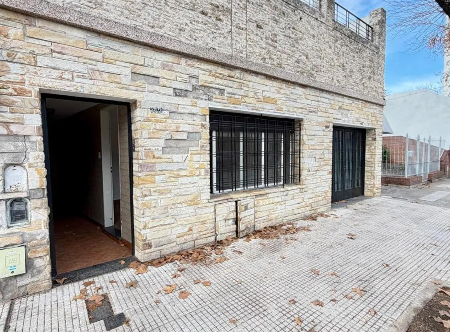 VENTA DE CASA EN VILLA DEVOTO A ACTUALIZAR 3