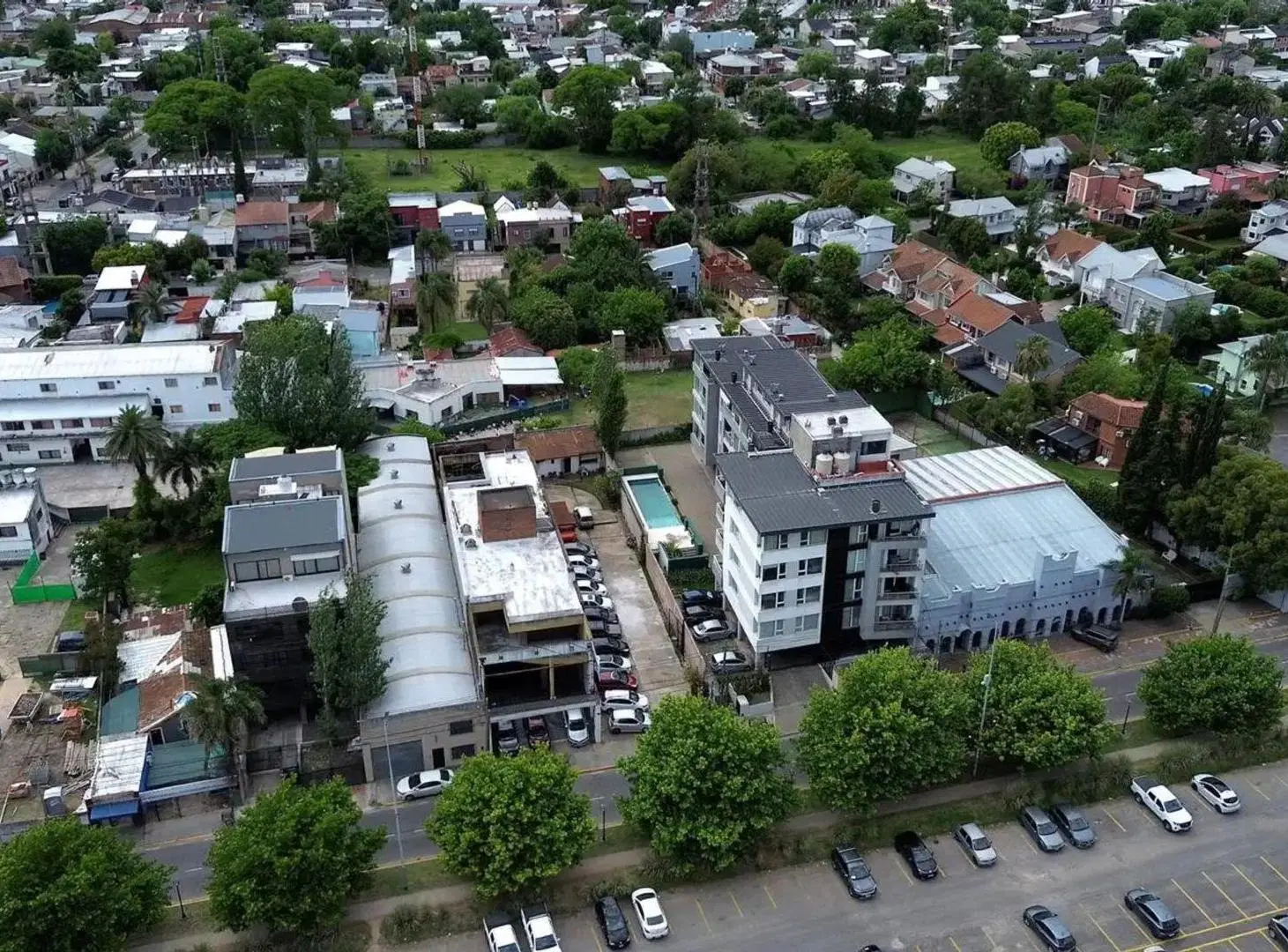 EXCELENTE LOTE TRIPLE FRENTE EN TIGRE CENTRO 5