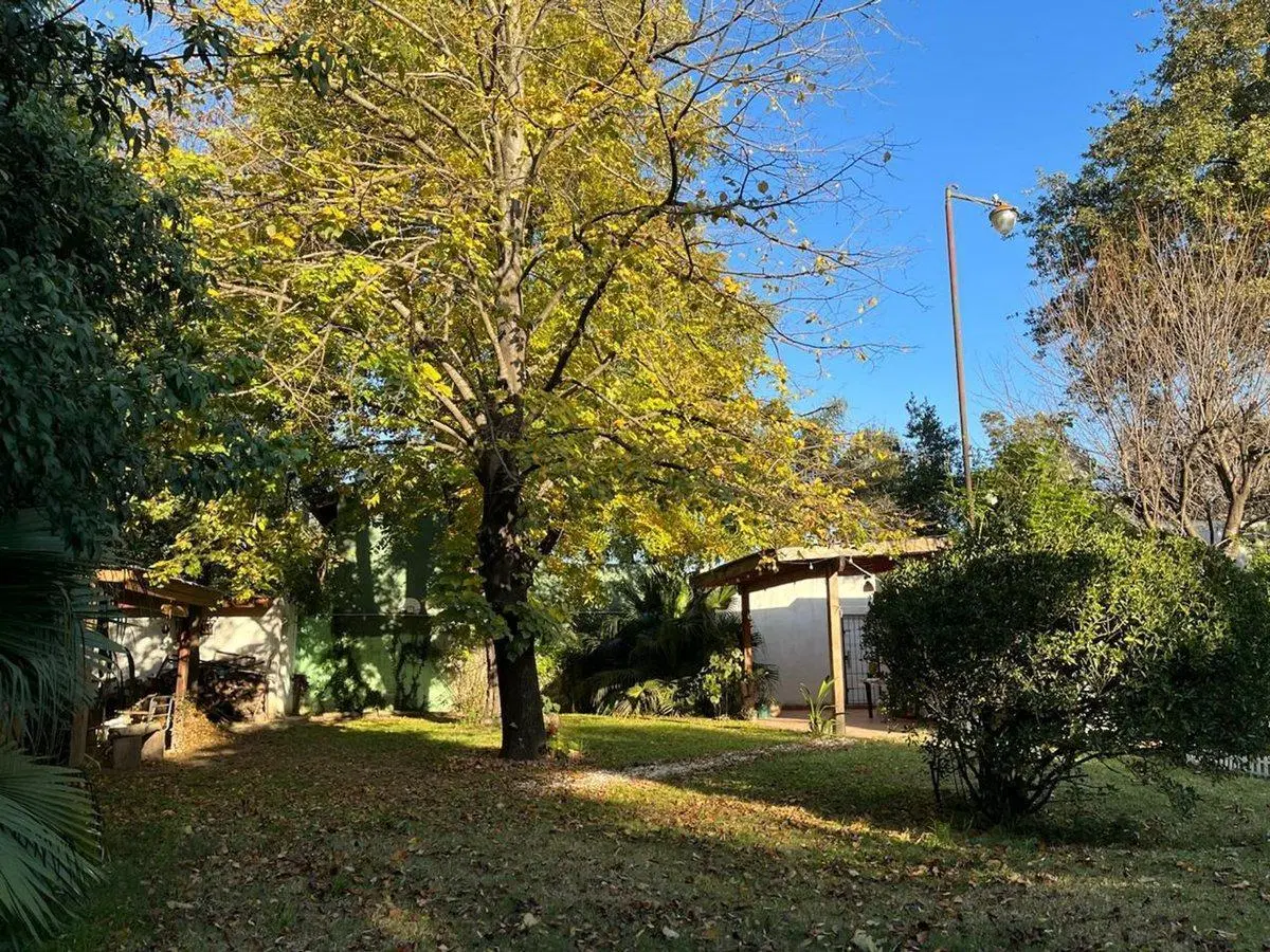 Venta lote en Del Viso 8