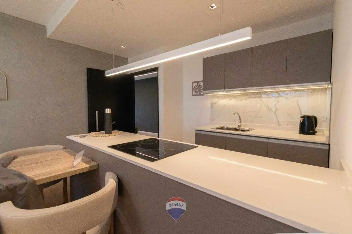 Vende Tres amb. Brickell Remeros balcón pileta sum 5