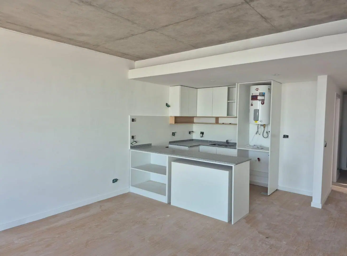 MONOAMBIENTE COGHLAN 52 M2 SUBDIVIBLE COCHERA 4