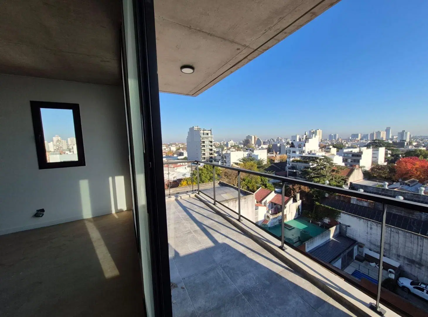 MONOAMBIENTE COGHLAN 52 M2 SUBDIVIBLE COCHERA 2
