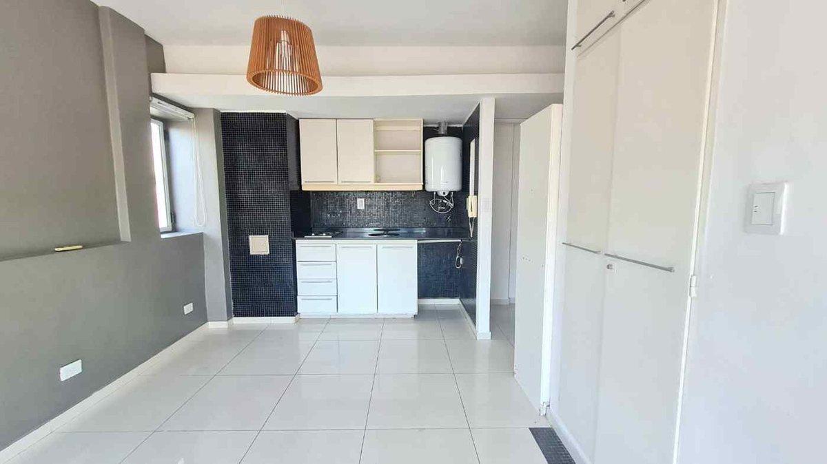 Foto de Venta Departamento Monoambiente, Balcón, CABA, imagen 2