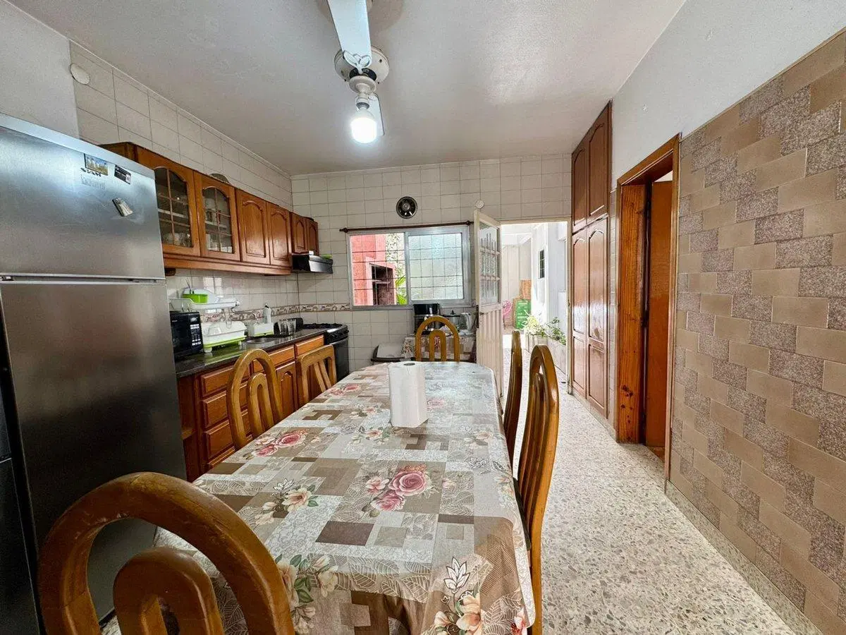 VENTA PH 5 DORMITORIOS 2 PATIOS PURA LUZ Y CALIDAD 5