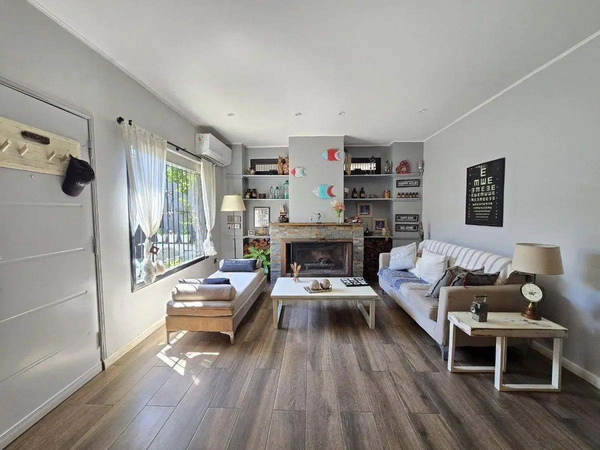 PH TIPO CASA 4 AMBIENTES EN VENTA BERNAL QUINCHO 4