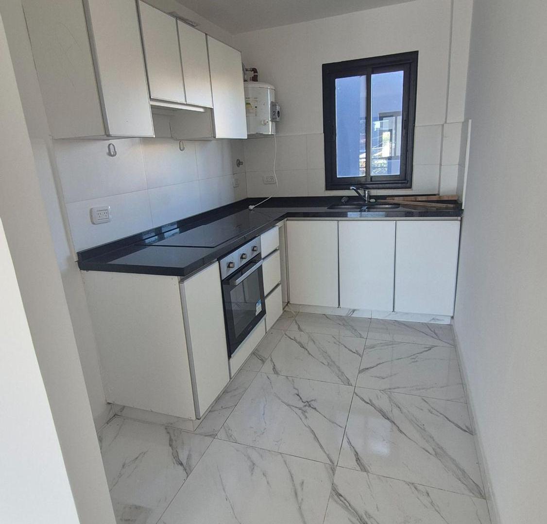 Foto de venta monoambiente lanus oeste con balcon, imagen 4