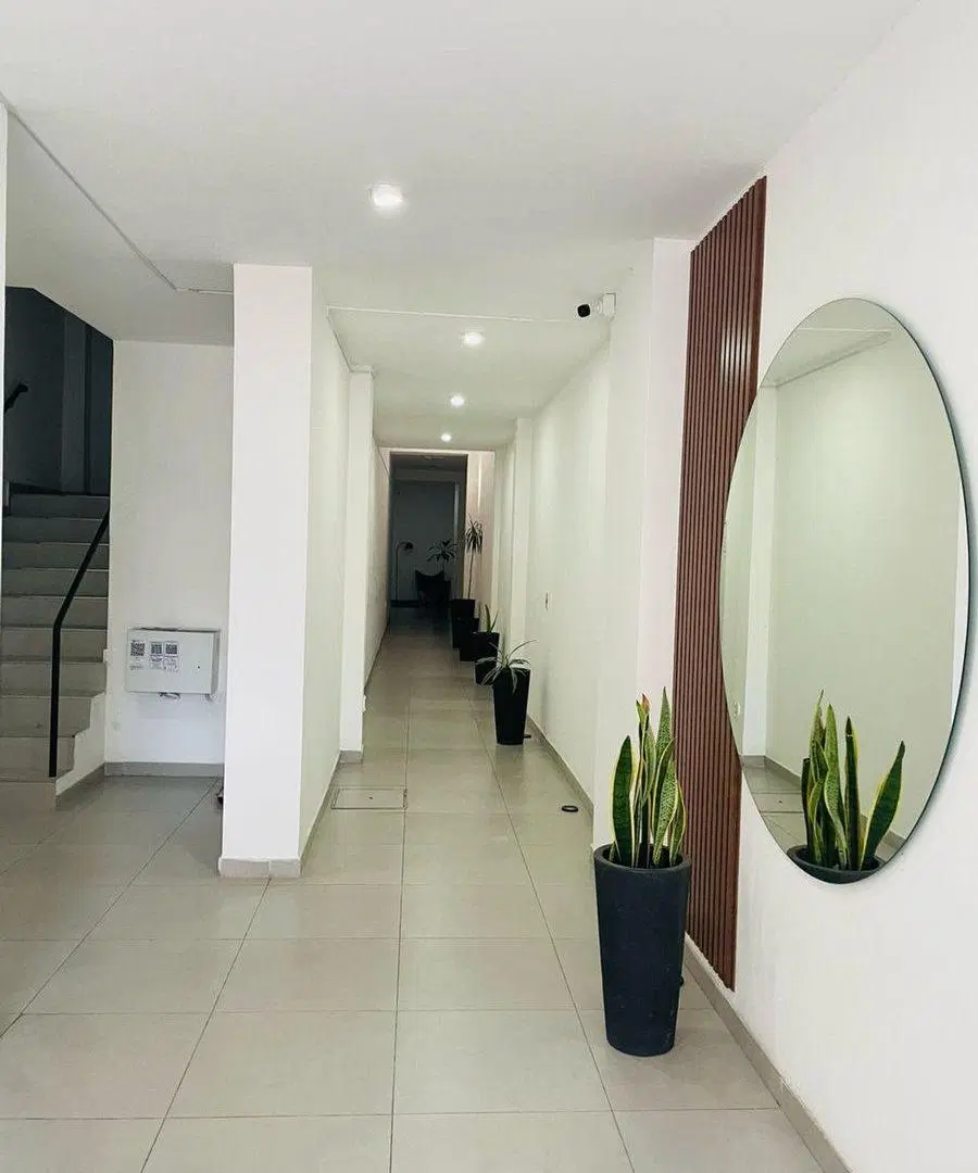 VENTA  MONOAMBIENTE EN DEVOTO 8