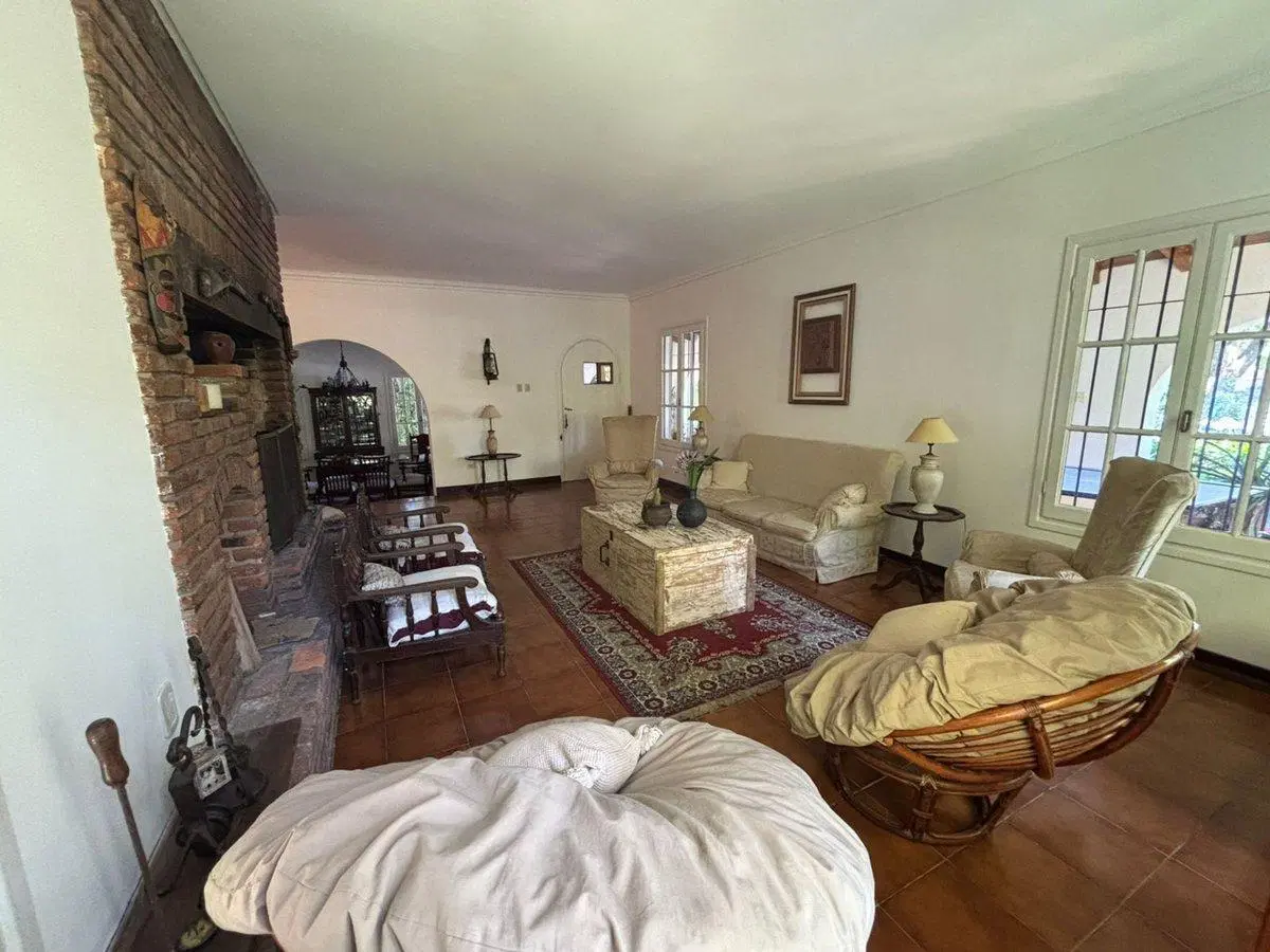 VENTA CASA con pileta y jardin BELLA VISTA 2