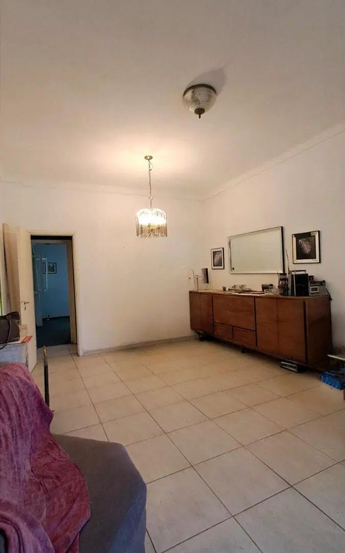 CASA-3 AMBIENTES-GALERIA-VENTA-HAEDO-APTO CRÉDITO 4