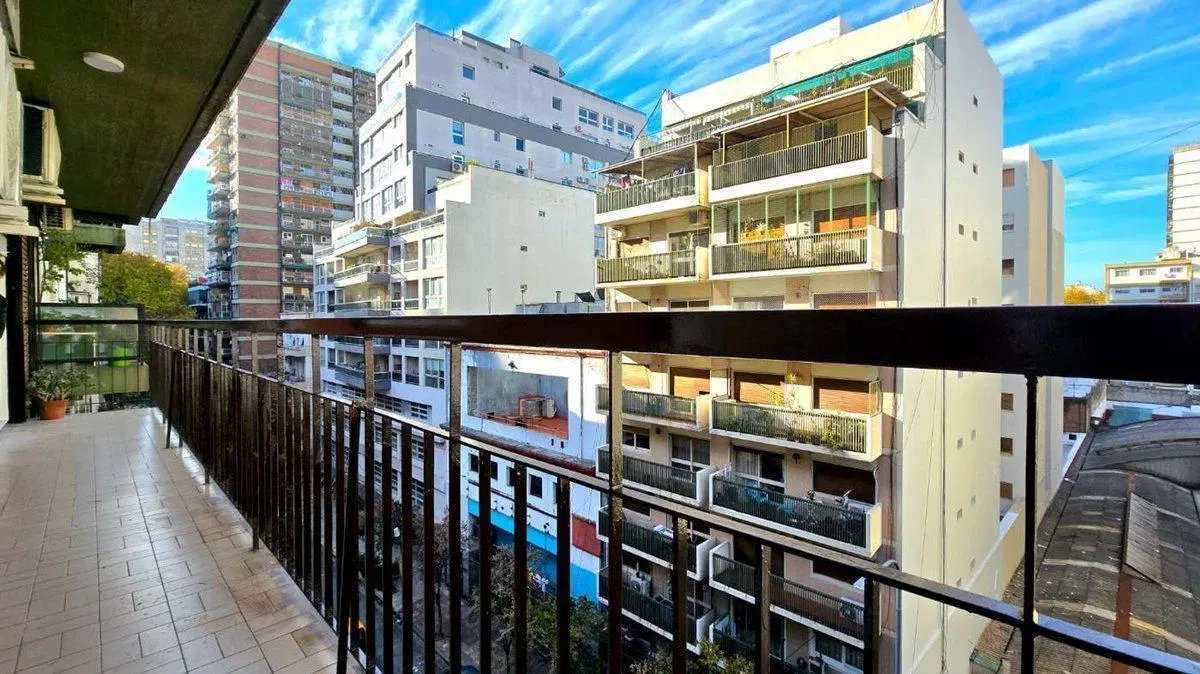 DPTO 4 AMB-VTA-CABALLITO SUR-RECICLA-BALCÓN FRENTE 3